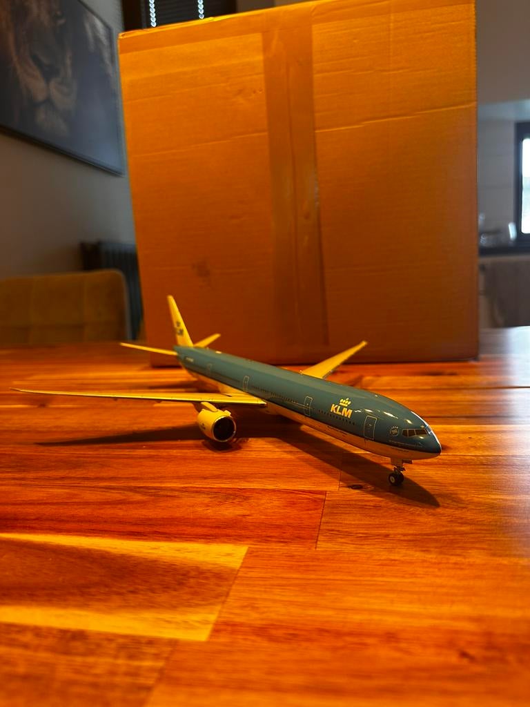 KLM Boeing 777-300ER PH-BVA – Gemini 200 – 1:200 –, Verzamelen, Ophalen of Verzenden, Zo goed als nieuw, Schaalmodel