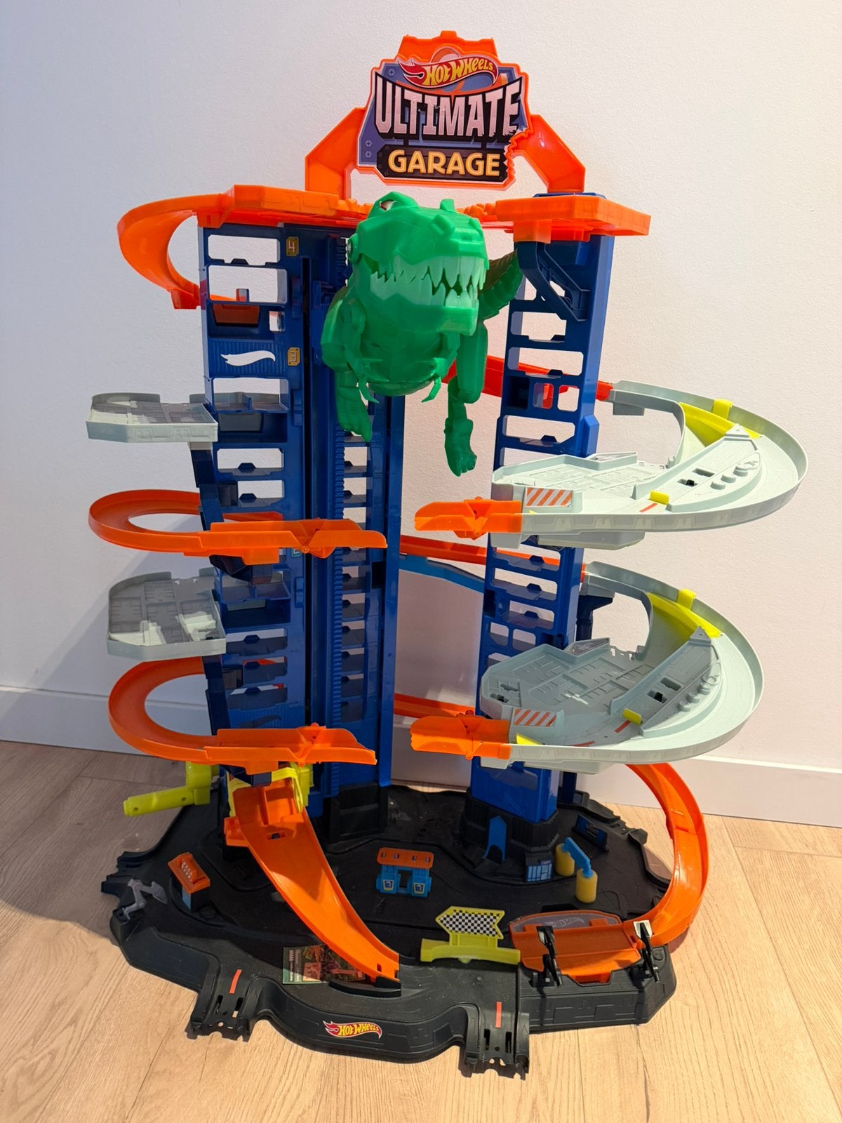 Hot weels Dino, Ophalen, Zo goed als nieuw, Handmatig, Hot Wheels