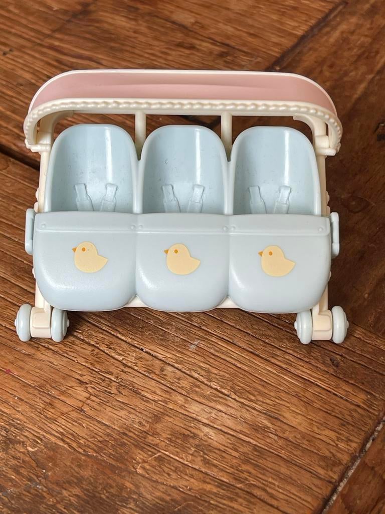 Sylvanian Families drieling kinderwagen, Kinderen en Baby's, Ophalen of Verzenden, Gebruikt, Jongen of Meisje