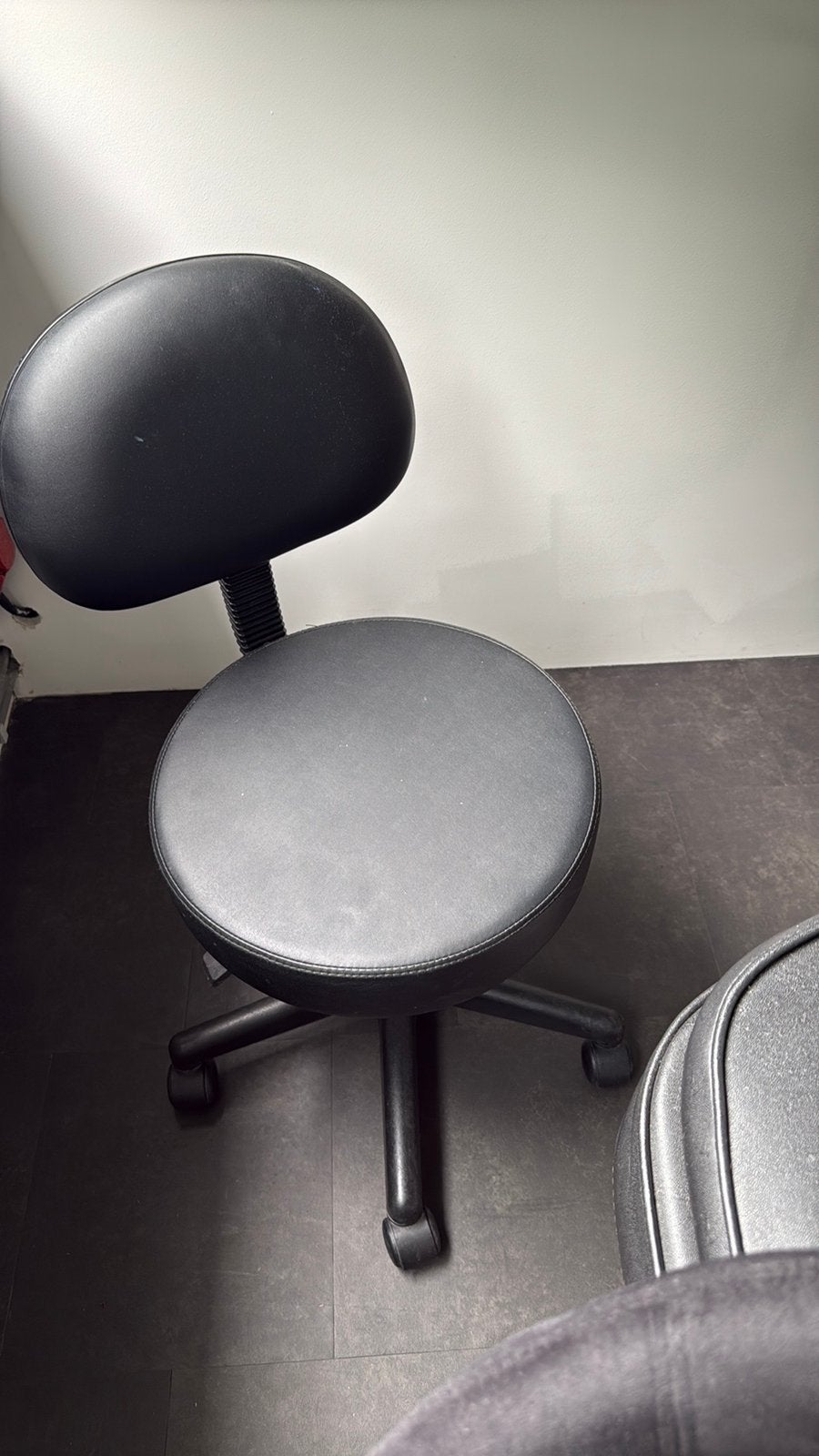 Werkstoel, Huis en Inrichting, Ophalen, Zo goed als nieuw, Zwart