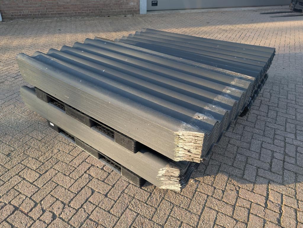 Eternit golfplaten 2120mm bj2021, Doe-het-zelf en Verbouw, Ophalen, Gebruikt, Zwart, 15 m² of meer
