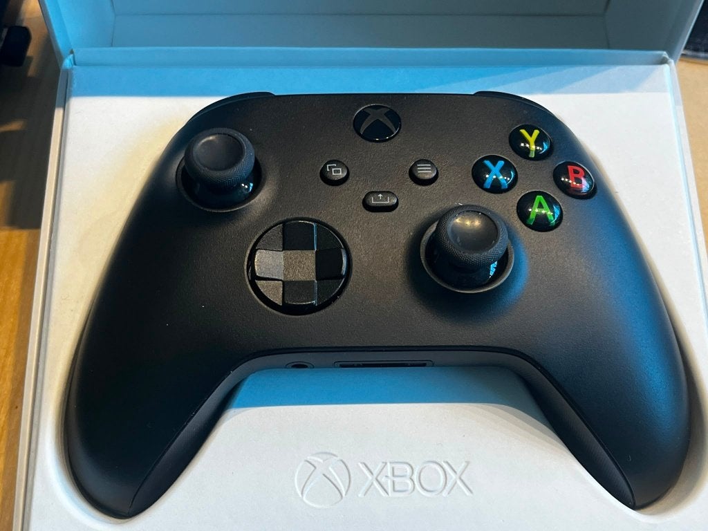 Xbox One Controller (model 1914), Gebruikt, Xbox Series S, Ophalen of Verzenden, Controller