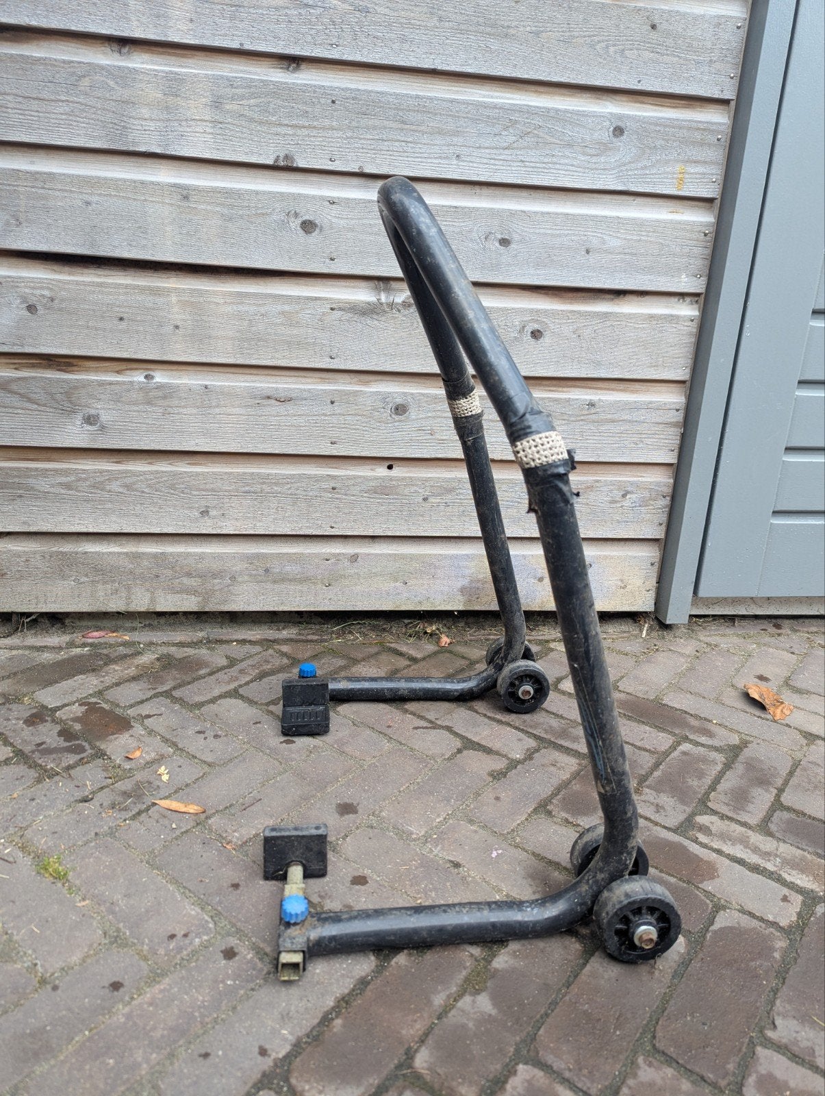Paddockstand voor motor - Verstelbaar en Handig, Ophalen, Gebruikt