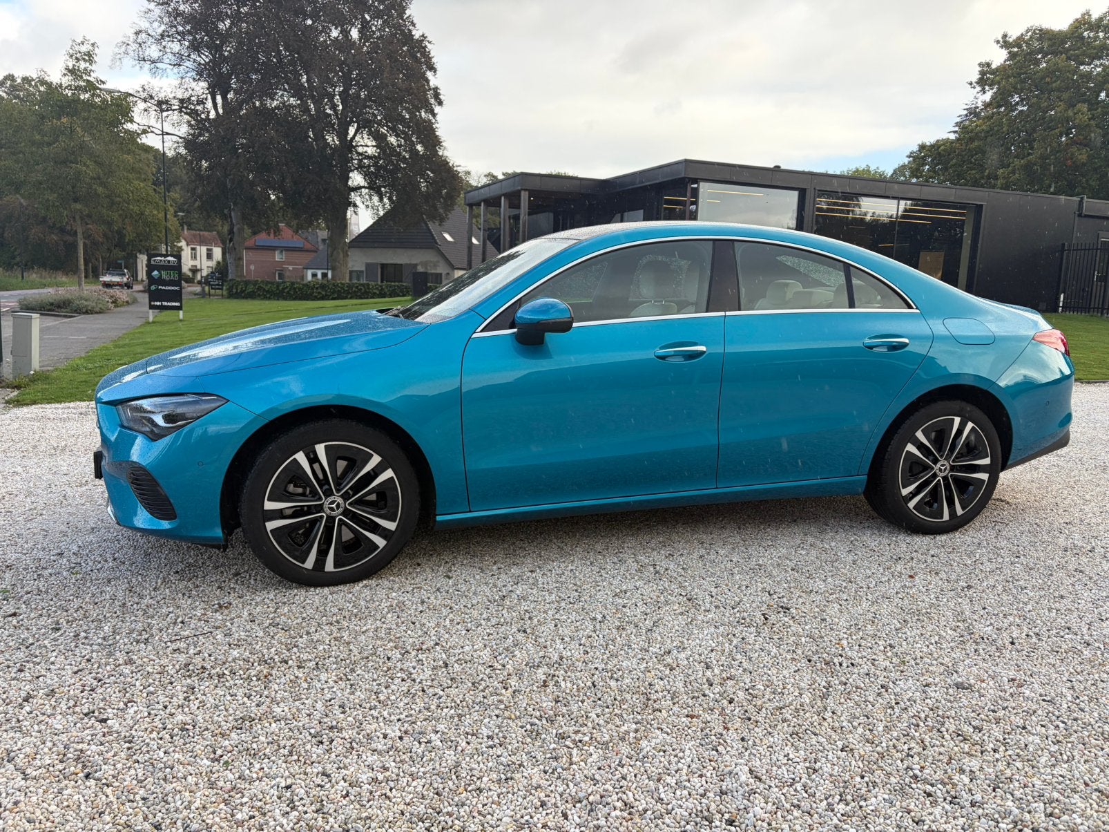 Mercedes CLA 250 Luxery Line, wegklapbare trekhaak, Auto's, CLA, Beige, Blauw, 163 pk