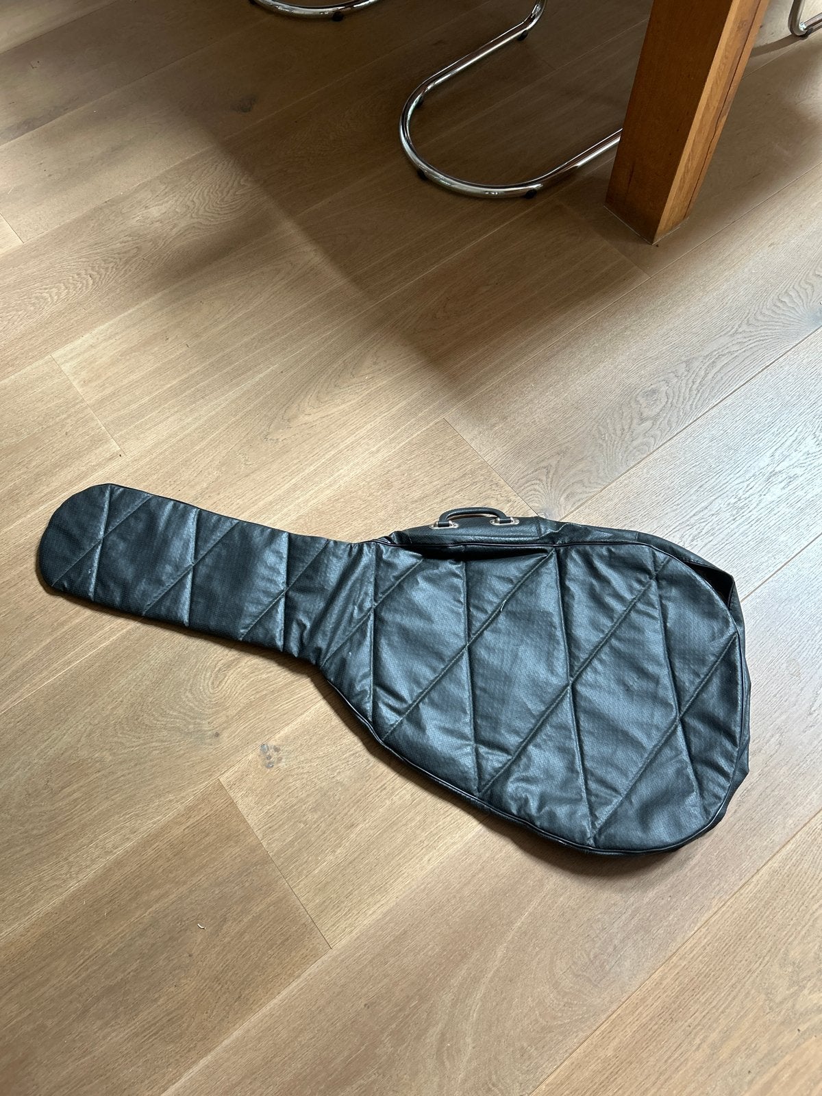 Mooie stevige gitaarhoes in goede staat, Ophalen of Verzenden, Zo goed als nieuw, Akoestische gitaar