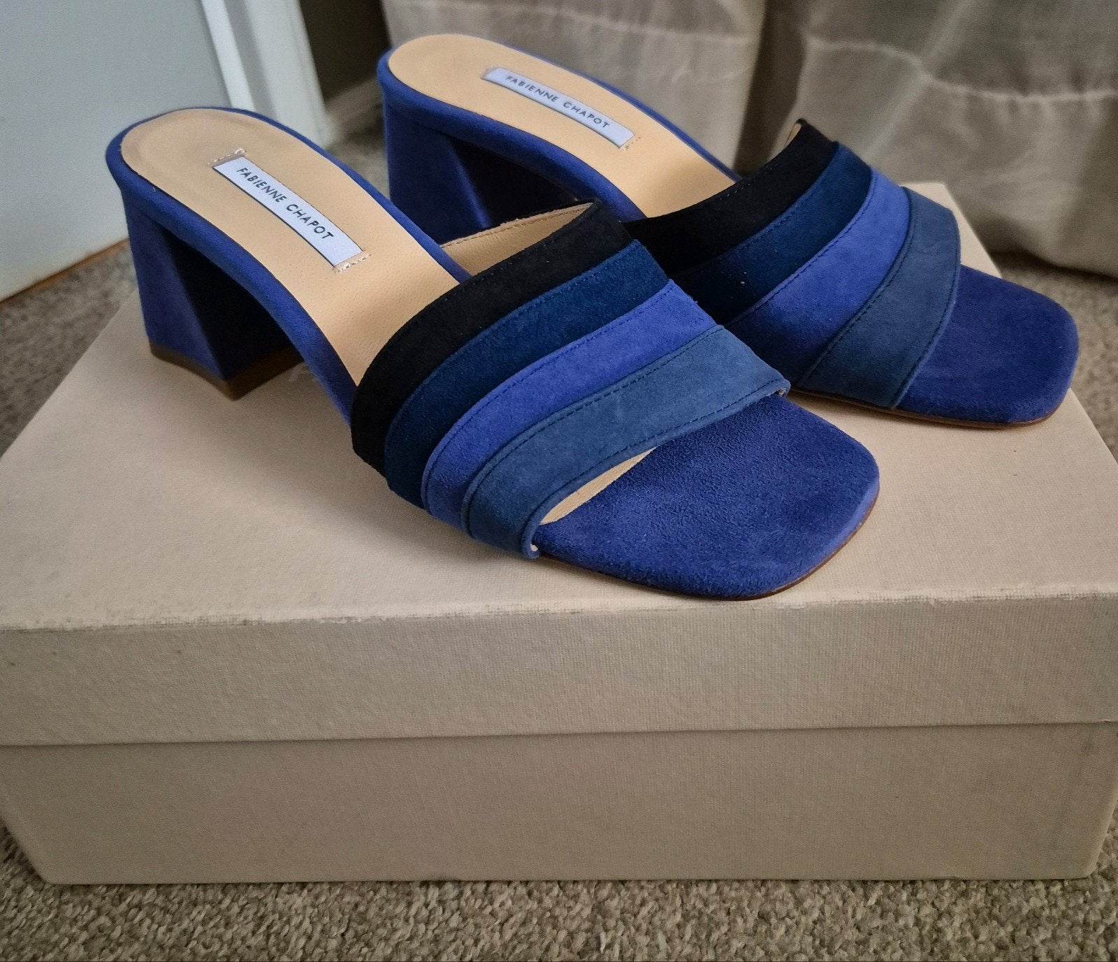Muiltjes van Fabienne Chapot (incl Verzendkosten), Ophalen of Verzenden, Nieuw, Blauw, Sandalen of Muiltjes
