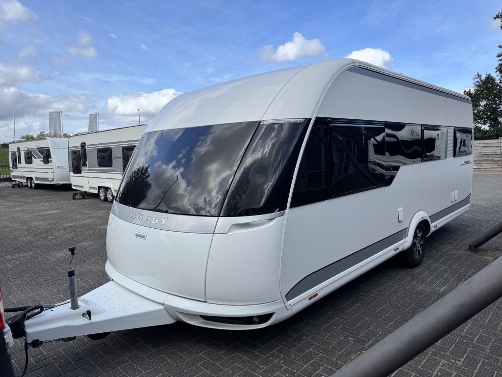 Hobby Premium 560 UL 2018 | Enkele bedden | Voortent, Caravans en Kamperen, Rondzit, Hobby, Bedrijf, Schokbreker