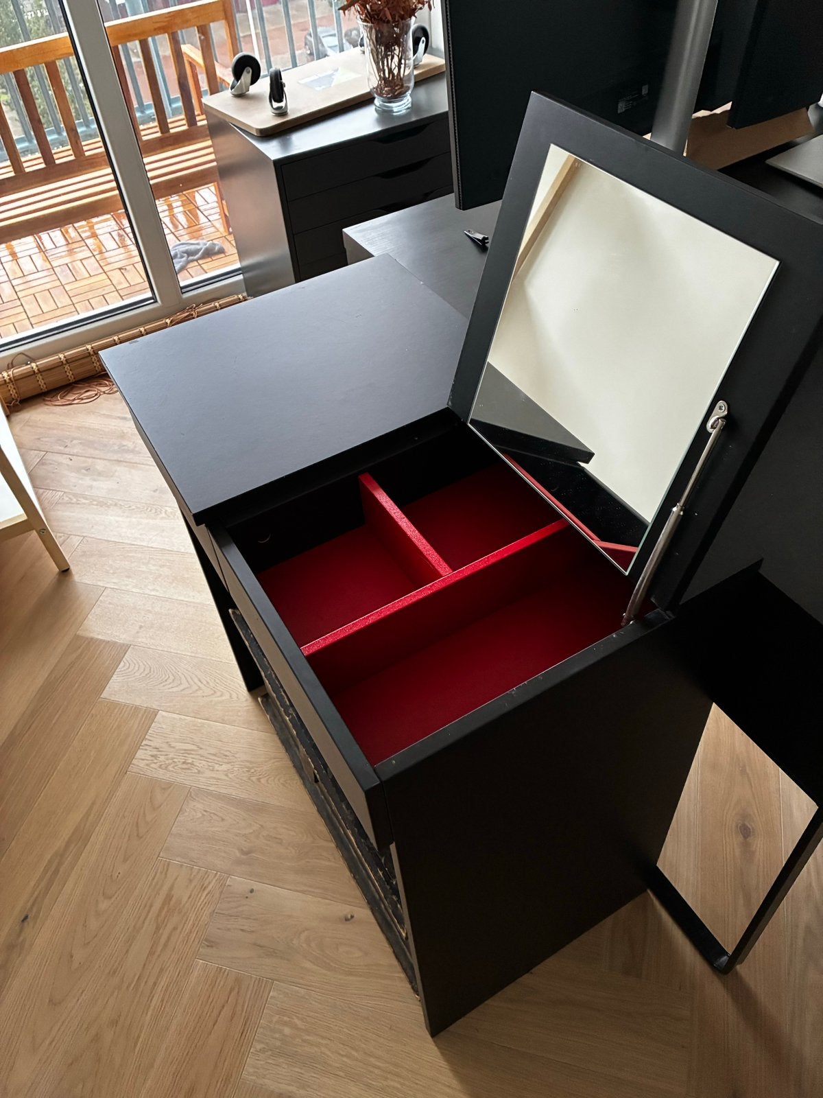 Zwart make-up bureau met spiegel en lades Ikea, Zo goed als nieuw, Minder dan 100 cm, Hout, 50 tot 100 cm