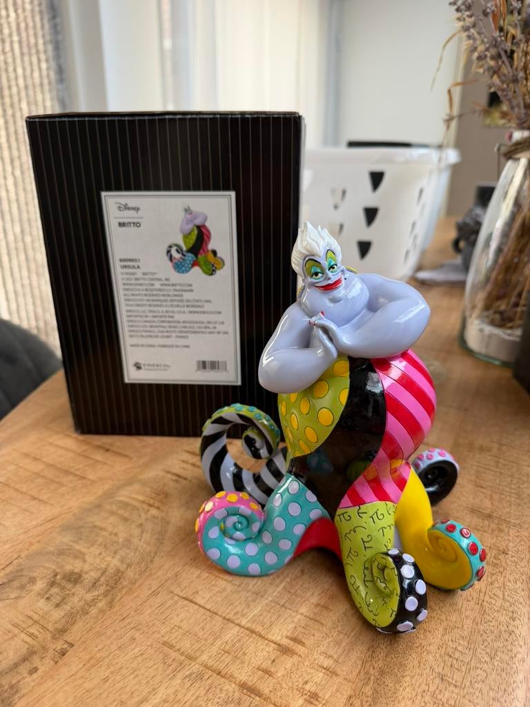 Disney britto ursula, Verzamelen, Disney, Verzenden, Overige figuren, Zo goed als nieuw, Beeldje of Figuurtje