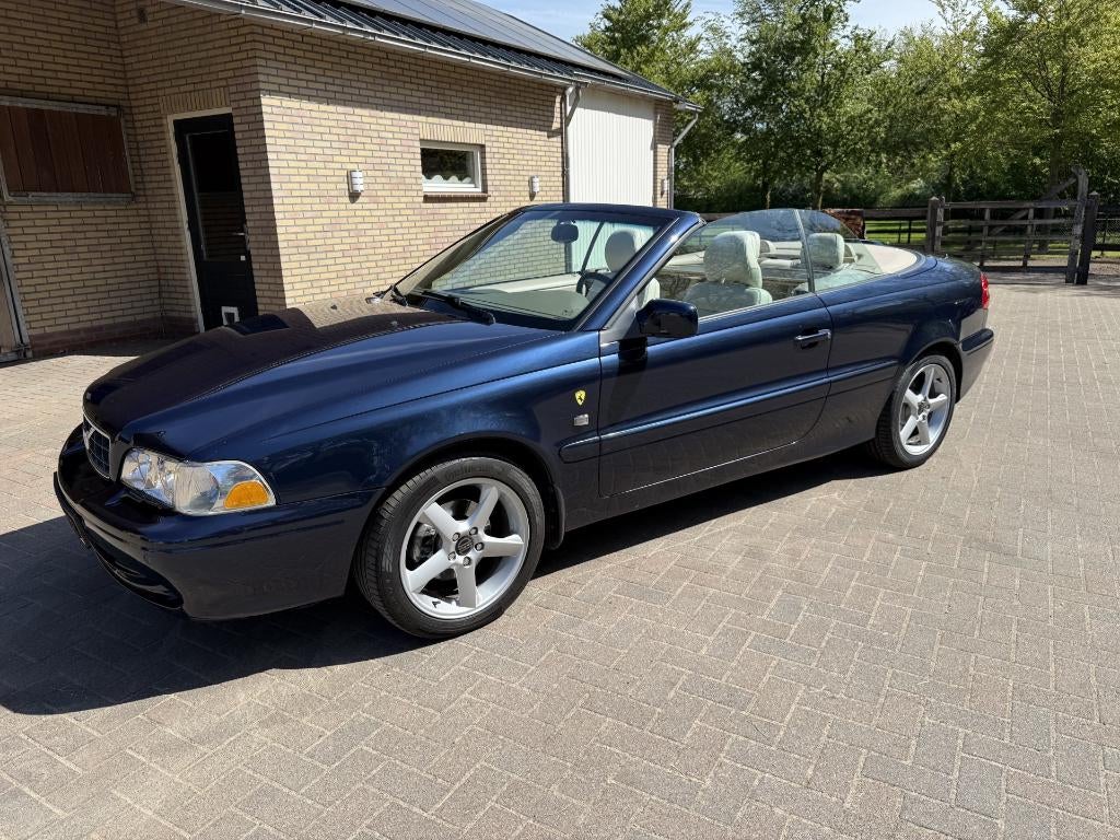Volvo C70 2.4 T Cabrio 2003 Blauw Liefhebber gezocht!, Auto's, Volvo, Voorwielaandrijving, C70, Beige, Cabriolet