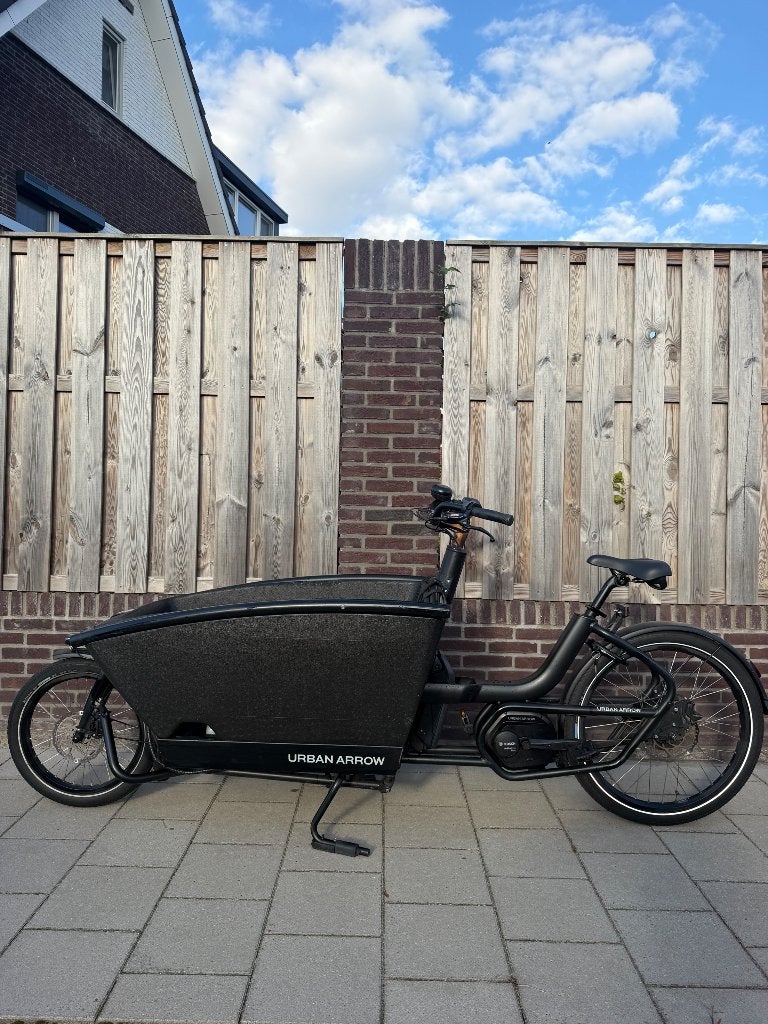 Urban Arrow Family bakfiets 2024 (2104km) 400wh - TOP STAAT, Fietsen en Brommers, Elektrisch, Zo goed als nieuw, 2 kinderen, Schijfrem