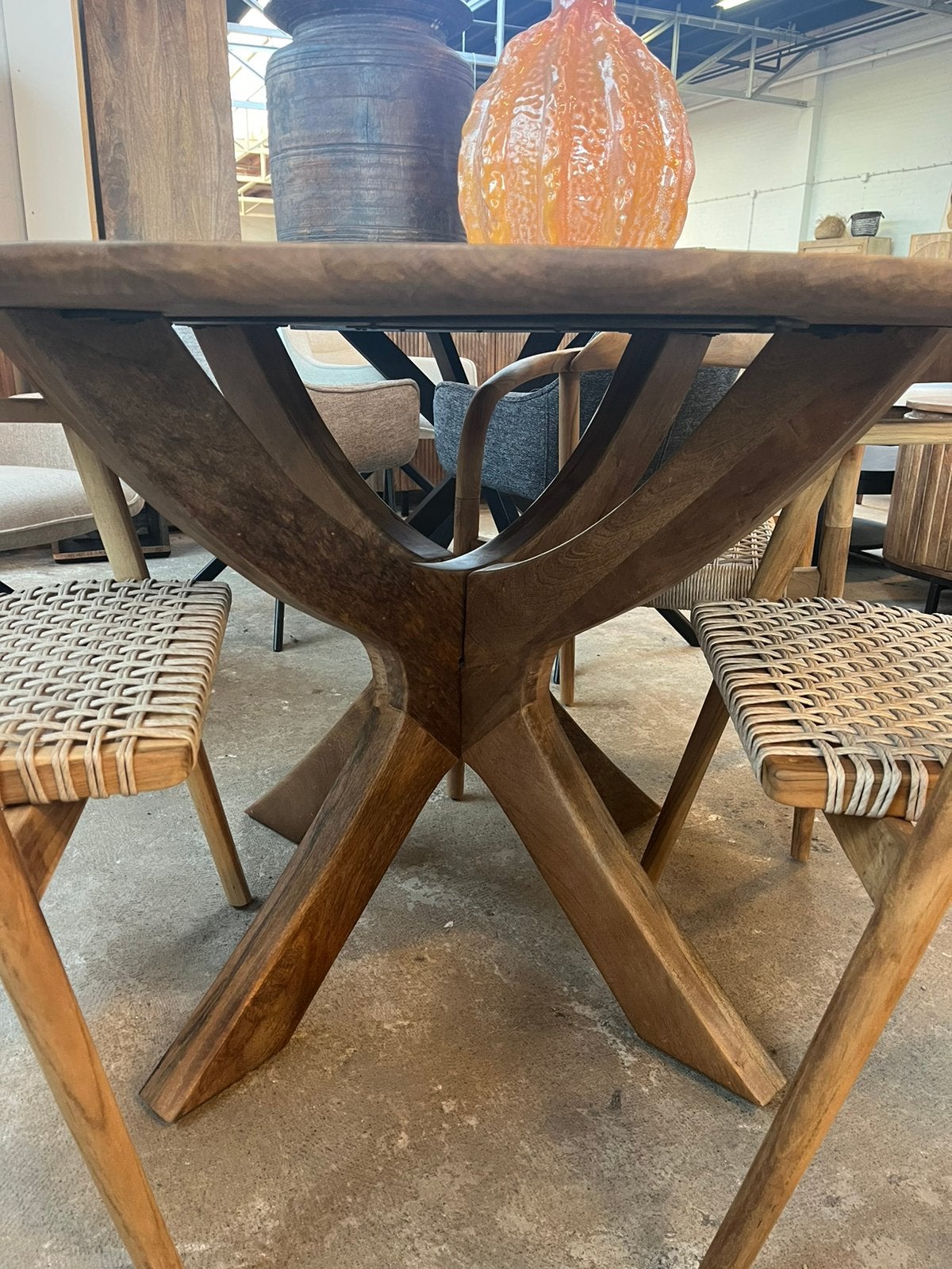 Magazijn leegverkoop ronde eettafel Japandi mangohout matrix, Hout, Nieuw, Ophalen of Verzenden, Info@wkhome.nl