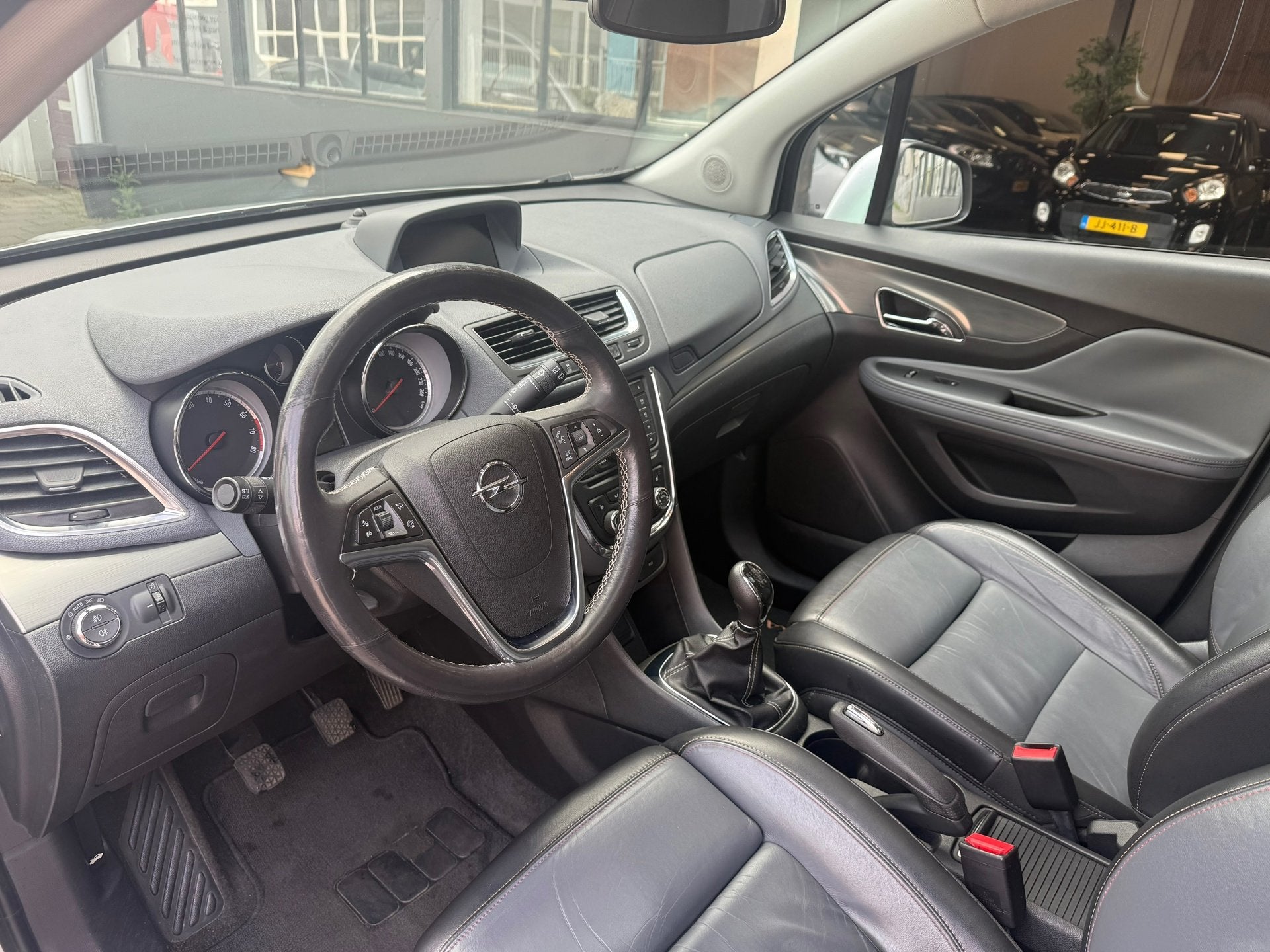 Opel Mokka 1.4 T Cosmo 4x4, Auto's, Euro 5, 1325 kg, Gebruikt, Parkeersensor