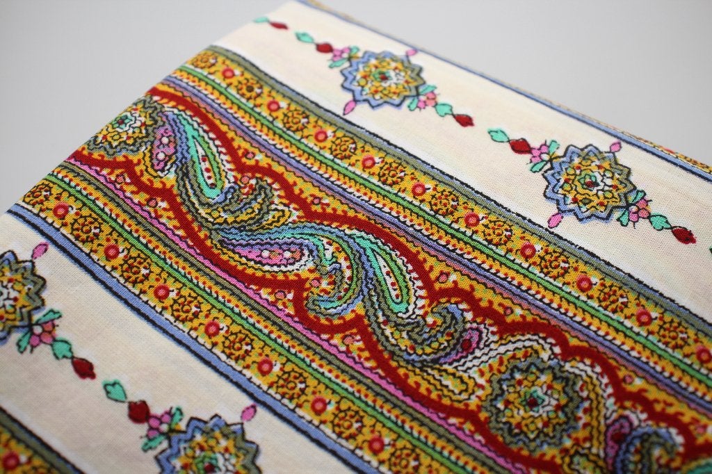Coupon 100% katoen stof - wit / rood gestreept paisley #4091, 120 cm of meer, Wit, Nieuw, Ophalen of Verzenden