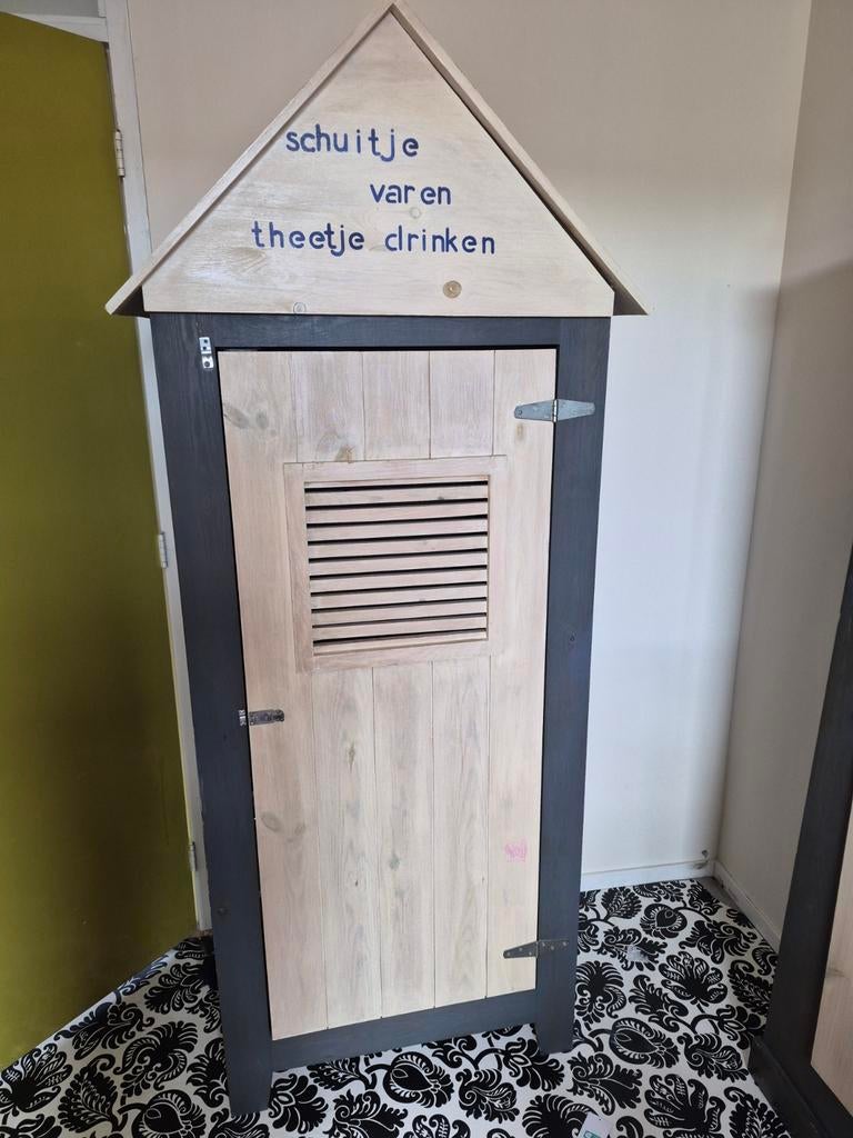 2 zelfgemaakte kinderkasten - uniek en stevig, Ophalen, Gebruikt, 105 cm of meer, Minder dan 50 cm