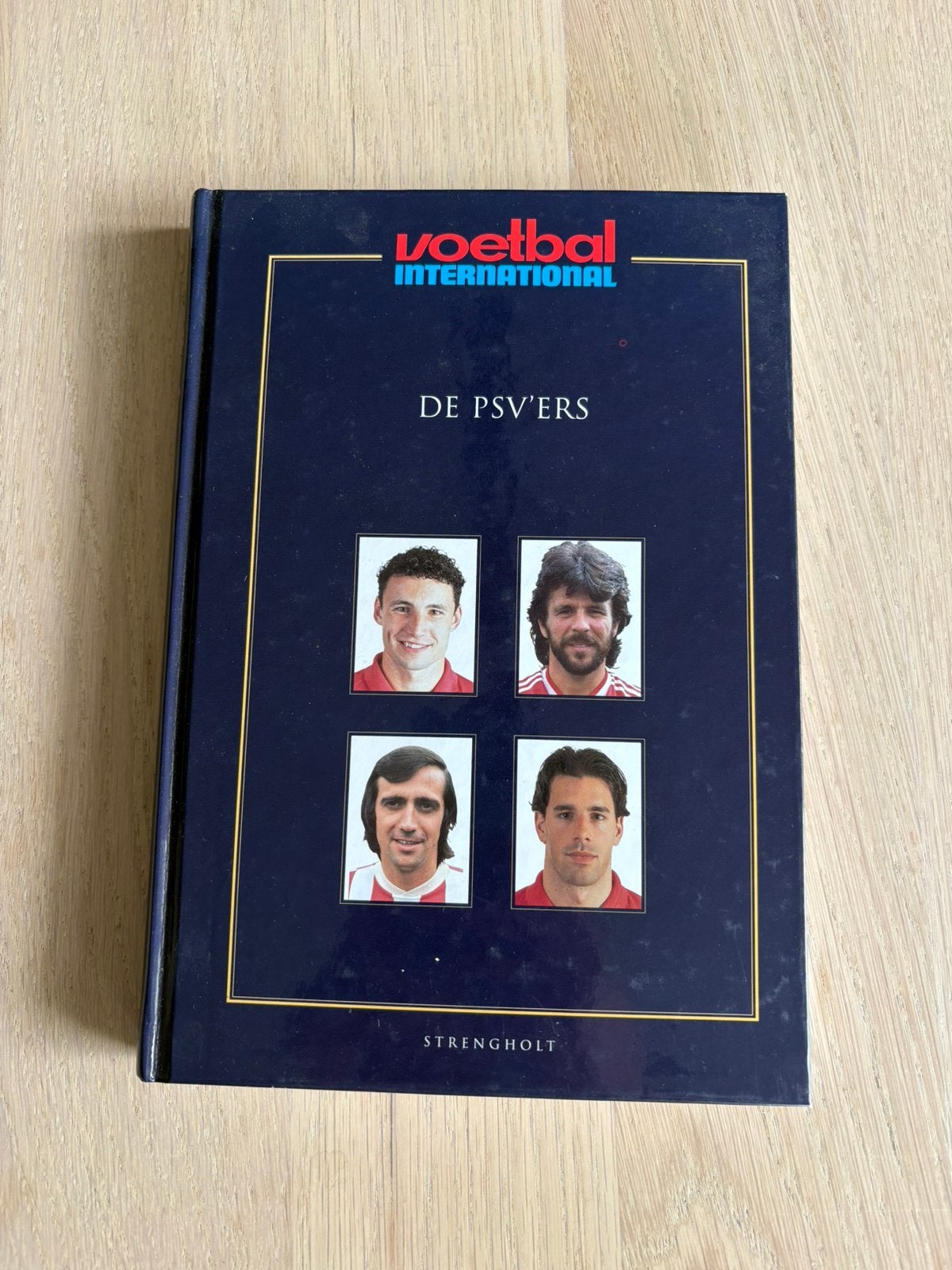 PSV boek VI “ De PSV’ers”, Ophalen of Verzenden, Zo goed als nieuw, Balsport