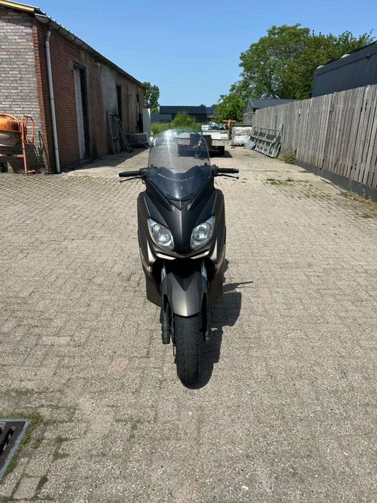 Yamaha x max 250cc, Fietsen en Brommers, Scooters | Kymco, Zo goed als nieuw, Overige modellen, Benzine, Ophalen of Verzenden