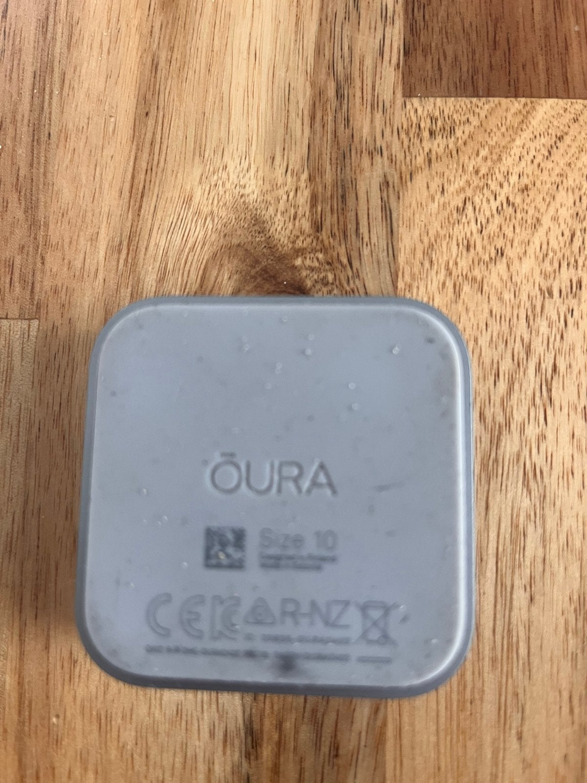 Oura Ring 4 stealth  - Maat 10, Ophalen of Verzenden, Zo goed als nieuw, Grijs