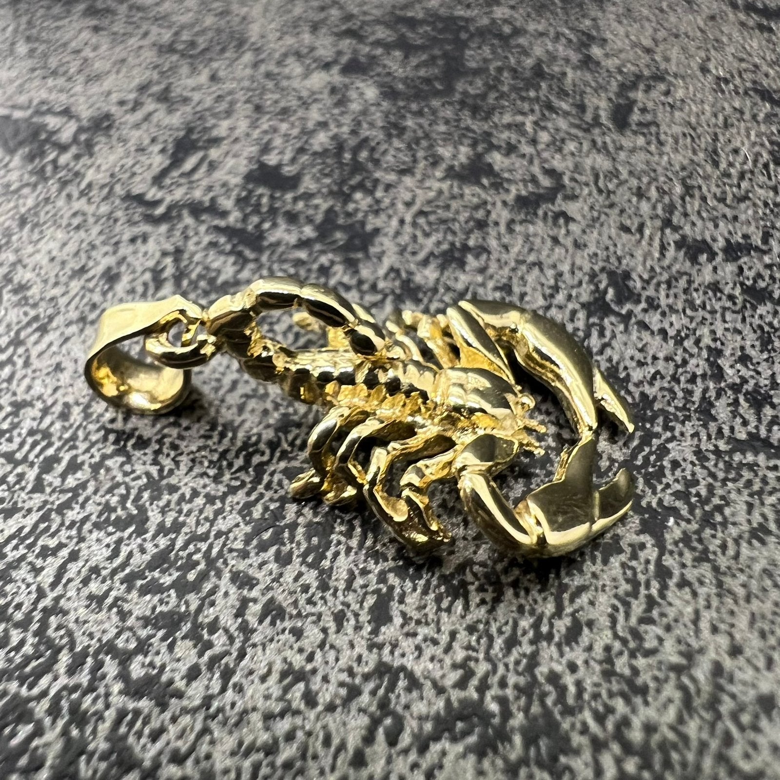 14k gouden hanger schorpioen model kettinghanger, Ophalen of Verzenden, Nieuw, Goud, Overige merken
