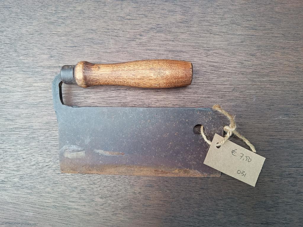 Antiek hakmes, Verzenden