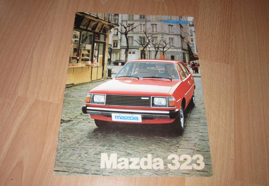 Mazda 323 brochure, Verzenden, Zo goed als nieuw, Auto's