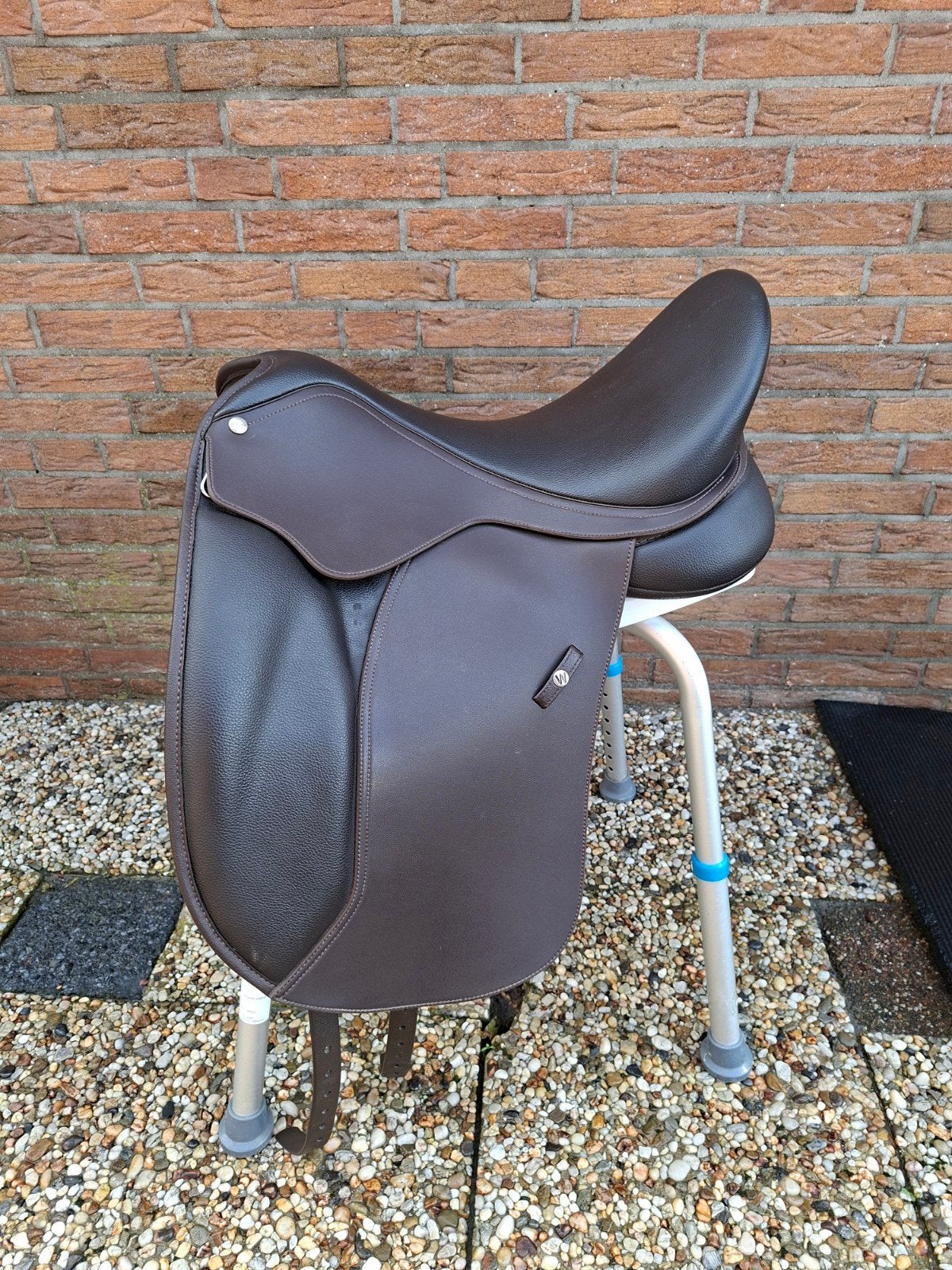 wintec dressuurzadel 500 medium hart bruin, Dieren en Toebehoren, Ophalen of Verzenden, Zo goed als nieuw, Dressuur