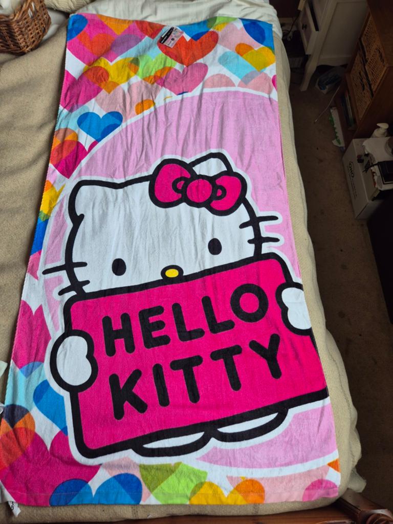1 of 2 nieuwe strandlakens van hello kitty, Ophalen of Verzenden, Nieuw