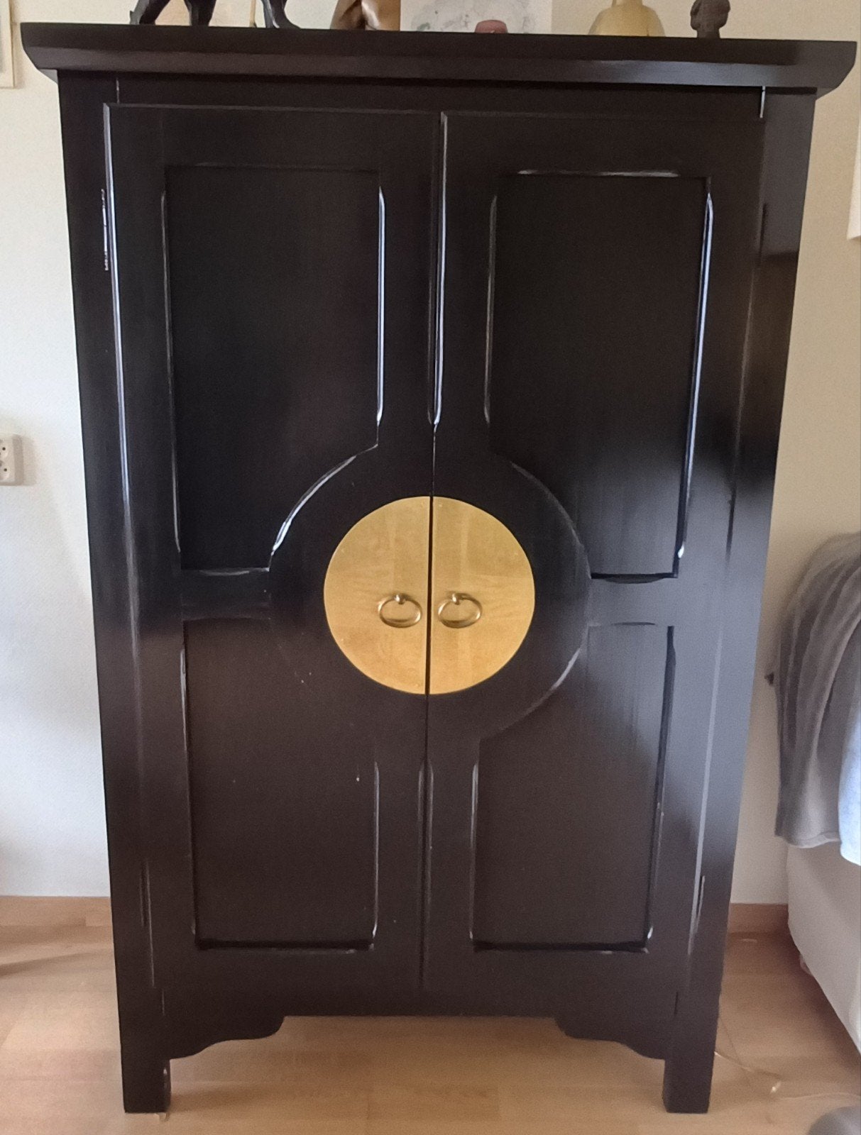 chinese kast, Ophalen