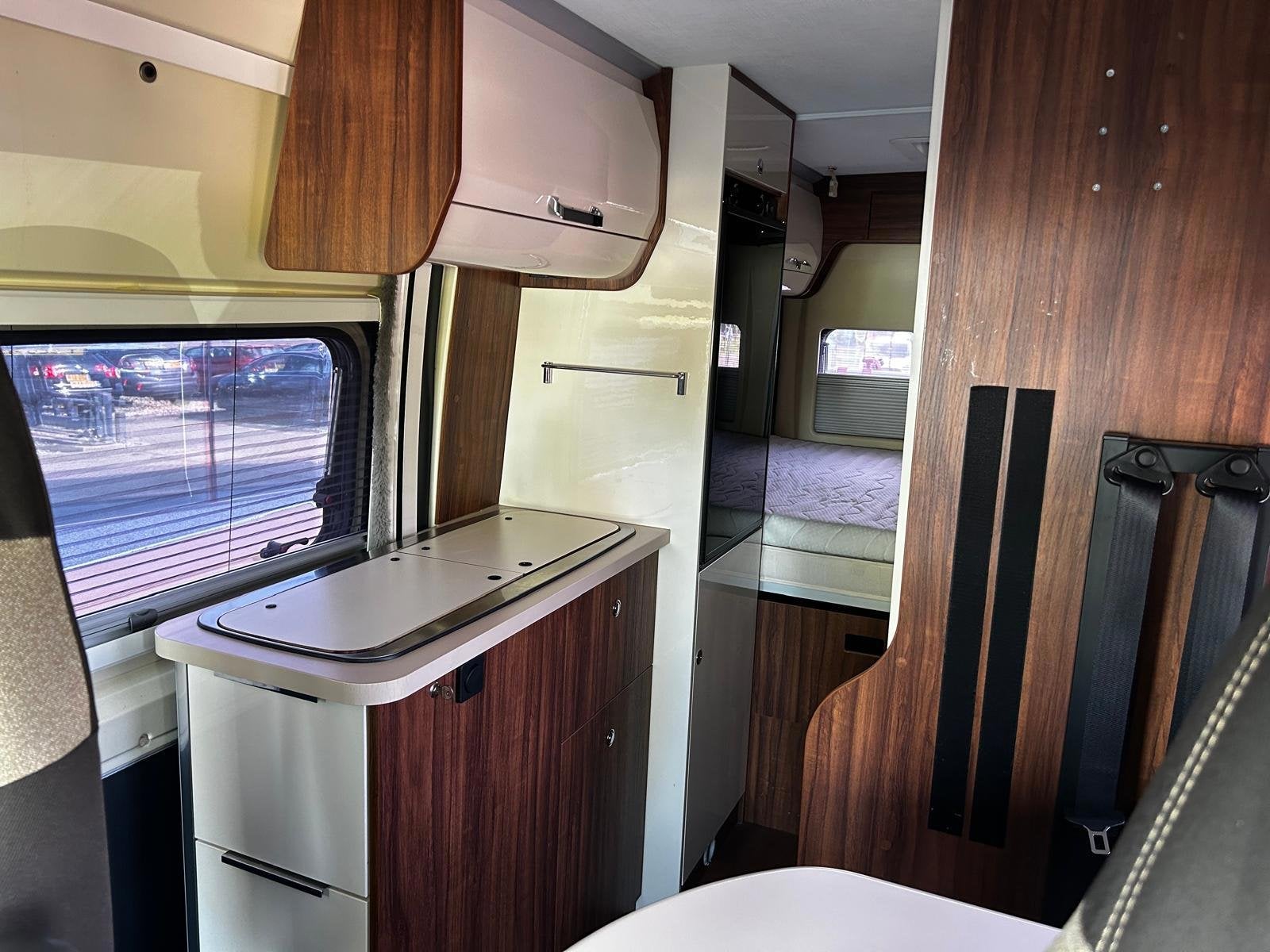 Roller team LIVINGSTONE 2 / CAMERA / LUXE BEKLEDING /, Caravans en Kamperen, Campers, Overige merken, Airconditioning, Bedrijf
