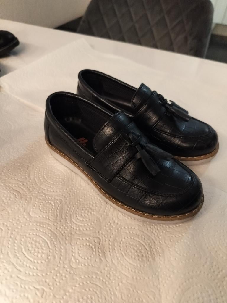 Schoenen jongens, Kleding | Heren, Kostuums en Colberts, Ophalen, Zo goed als nieuw, Maat 46 (S) of kleiner, Zwart