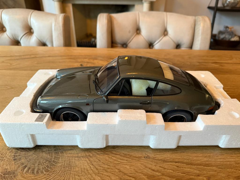 1:12 Porsche 911 3.2 Carrera Coupe groen Premium Classixxs, Nieuw, Ophalen of Verzenden, In der Gibitzen 27, D-90530 Wendelstein b. Nbg.