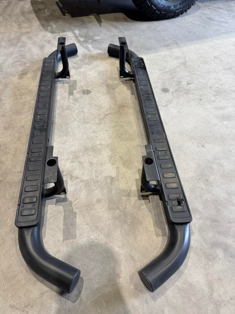 Land Rover Defender 110 Sidebars / Treeplanken, Ophalen, Land Rover