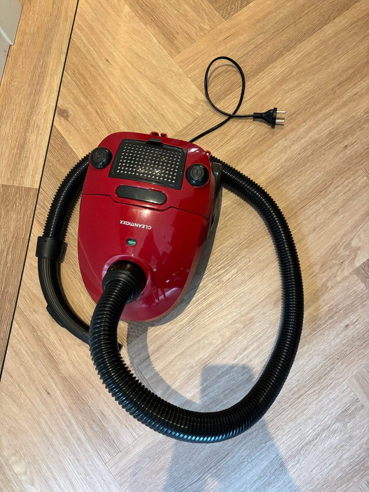 Clearmaxx Stofzuiger - Compact en Krachtig, Stofzak, Overige merken, Ophalen of Verzenden, Zo goed als nieuw
