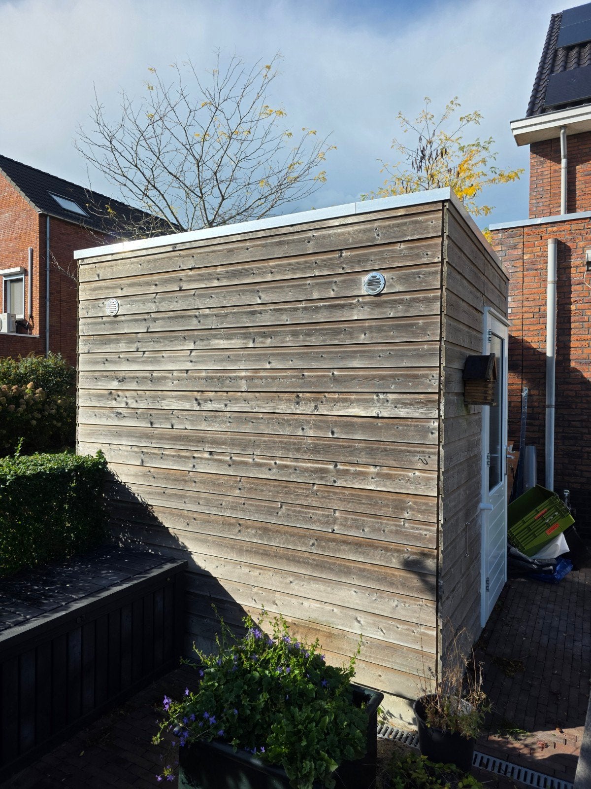 Houten prefab schuur Tuinberging met Witte Deur 225x275- Zo, Ophalen, Zo goed als nieuw, Hout, Fietsenberging