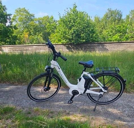 PIAGGIO wit elektrische 50CM, Overige merken, Versnellingen, Ophalen of Verzenden, Zo goed als nieuw