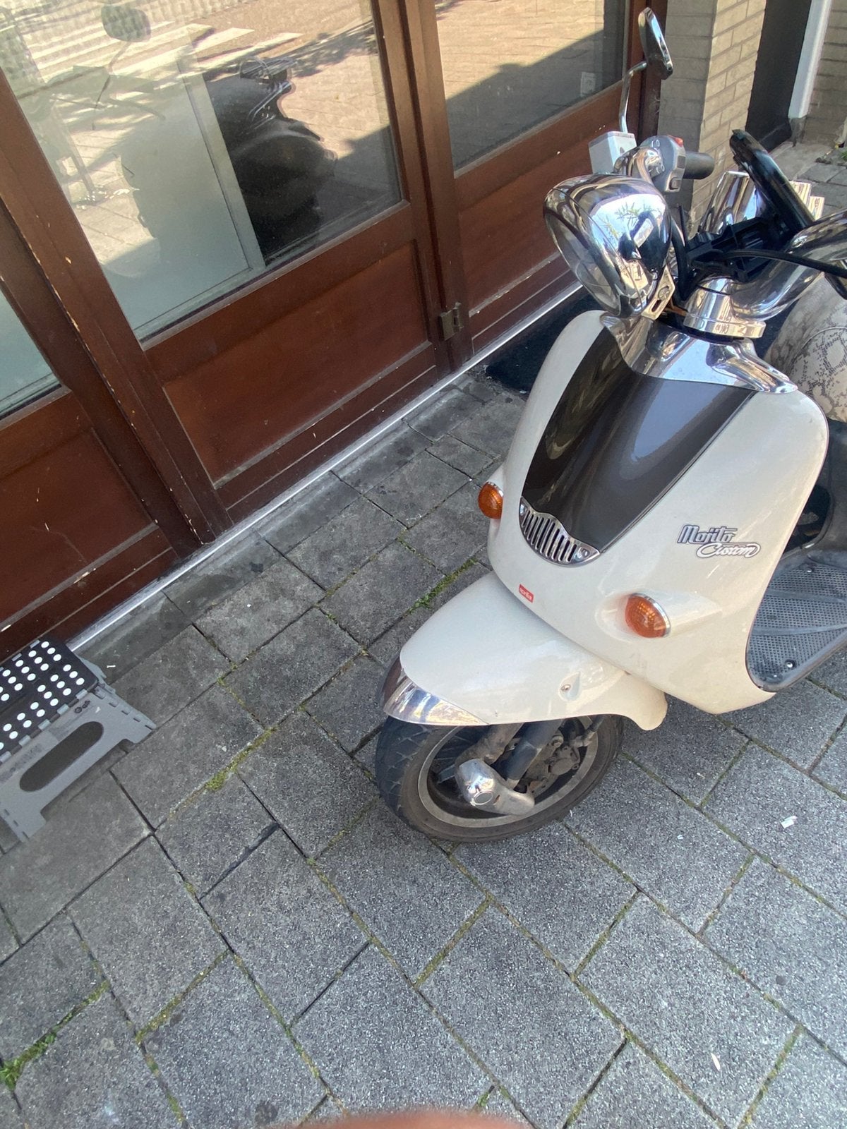 Aprilia mojito 50cc 2Takt, Fietsen en Brommers, Snorfietsen en Snorscooters, Ophalen, Zo goed als nieuw, Benzine, Overige merken