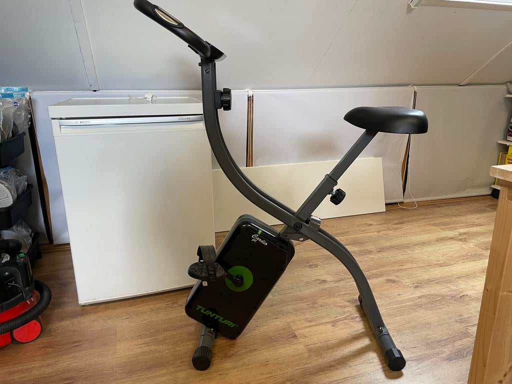 Opvouwbare hometrainer fiets - Tunturi Cardio Fit, Ophalen, Zo goed als nieuw, Metaal, Benen