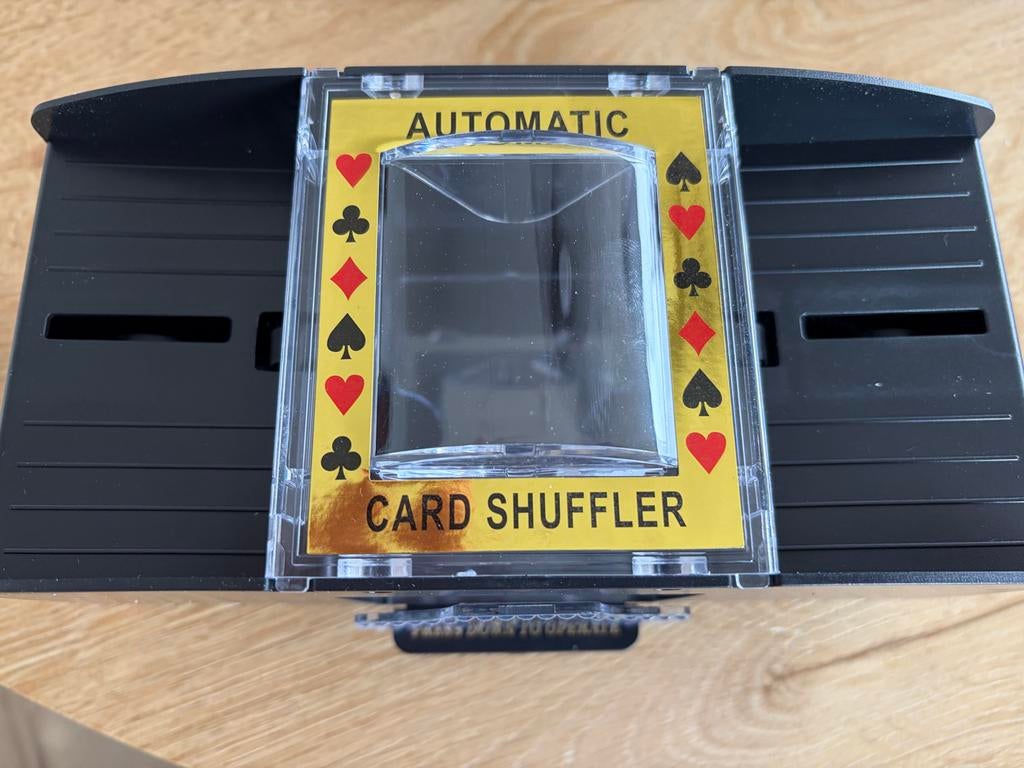 Automatische kaarten schudmachine, Ophalen of Verzenden, Gebruikt