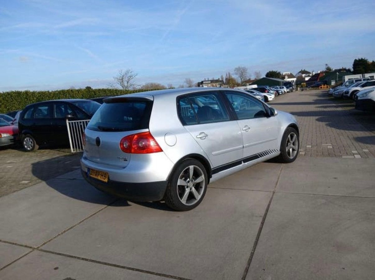 Volkswagen 2004 Grijs Automaat, Auto's, Volkswagen, 1200 kg, 115 pk, Golf, 1310 kg