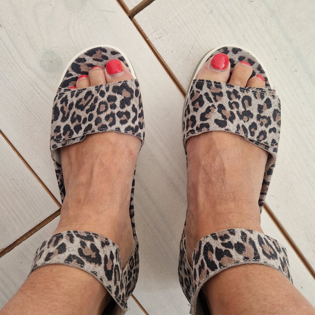 Waldläufer sandalen maat 40. Luipaardprint, Kleding | Dames, Schoenen, Waldläufer, Overige kleuren, Nijmegen, Verhip-vintage.nl