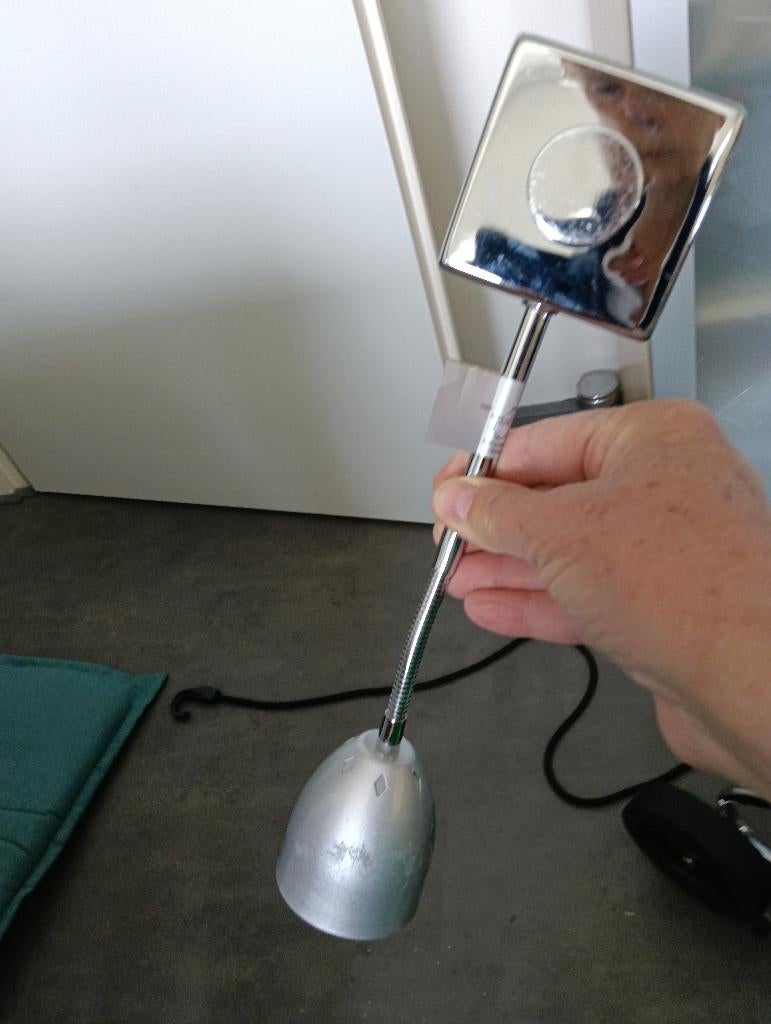 Lamp, Ophalen, Zo goed als nieuw
