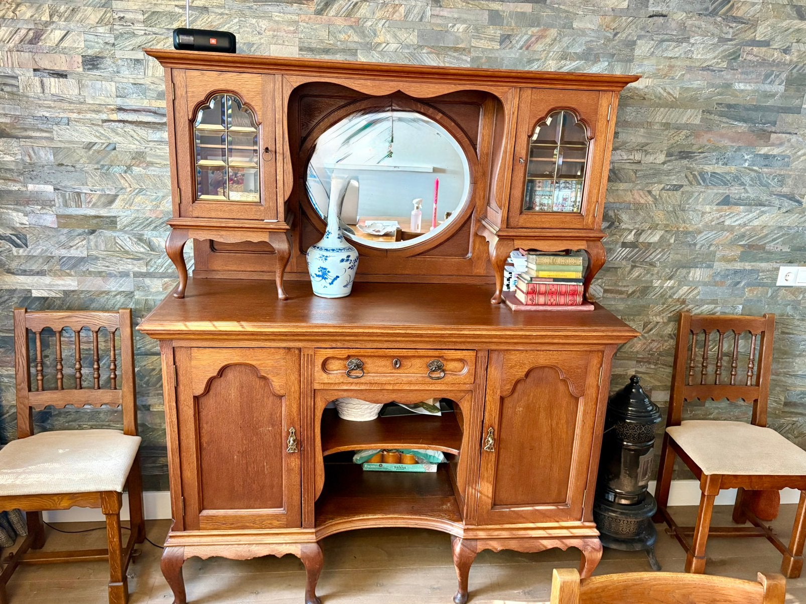 Buffetkast / dressoir in Queen Anne-stijl, Ophalen, Gebruikt, Met deur(en), 150 tot 200 cm