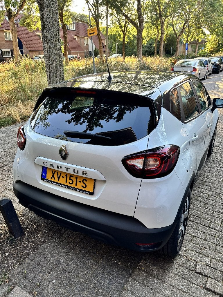 Foto 9 van Renault Captur 0.9 TCE 90 2018 Wit € 8950,00
