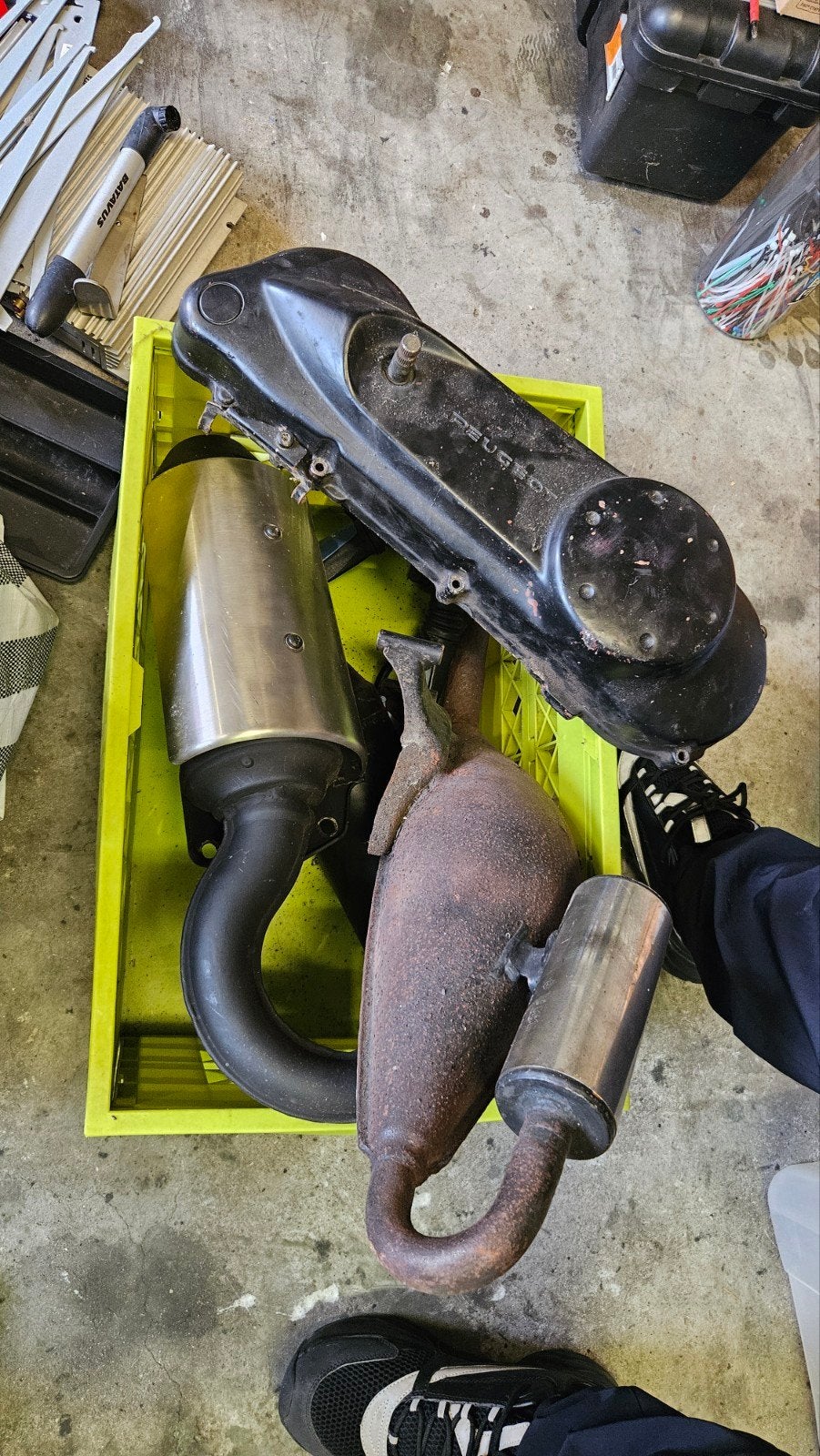 Scooter onderdelen: Peugeot en Piaggio uitlaten, carterkap, Ophalen, Gebruikt, Uitlaat, Peugeot