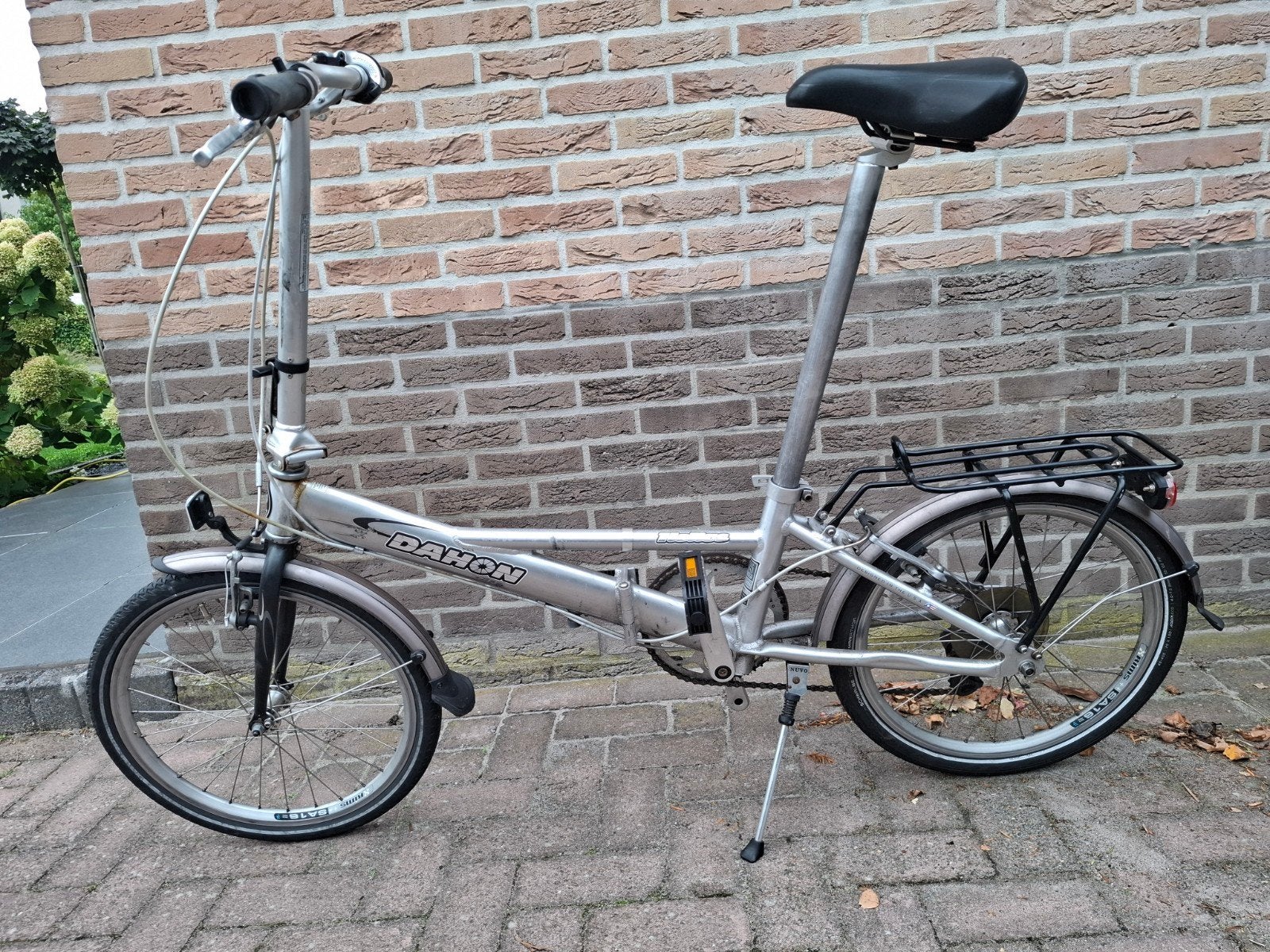 Dahon lichtgewicht vouwfiets 8 versnellingen opsturen kan., 20 inch of meer, Versnellingen, Ophalen of Verzenden, Zo goed als nieuw