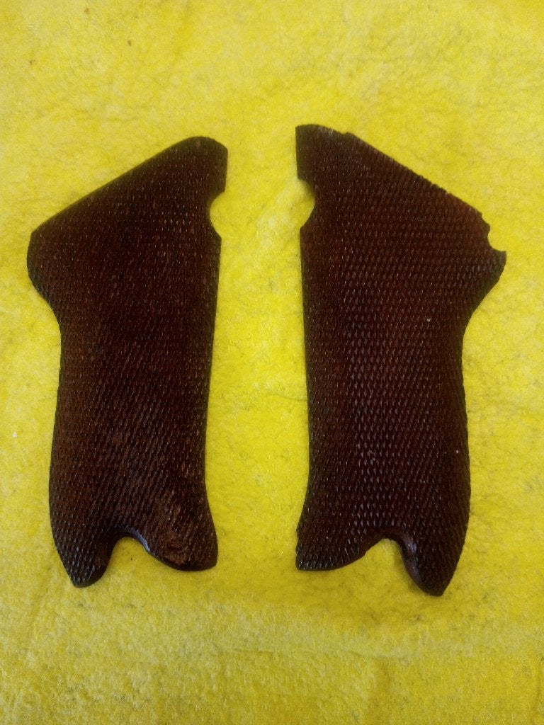 TOT 02-07 te koop Luger P08 houten greepjes origineel WW2, Verzamelen, Ophalen of Verzenden, Overige soorten, Duitsland, Overige typen