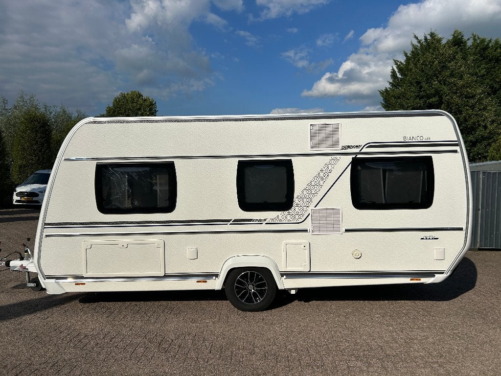 Fendt Bianco activ 465 SGE 2024, Caravans en Kamperen, Standaardzit, 2 aparte bedden, Tot en met 2, Bedrijf