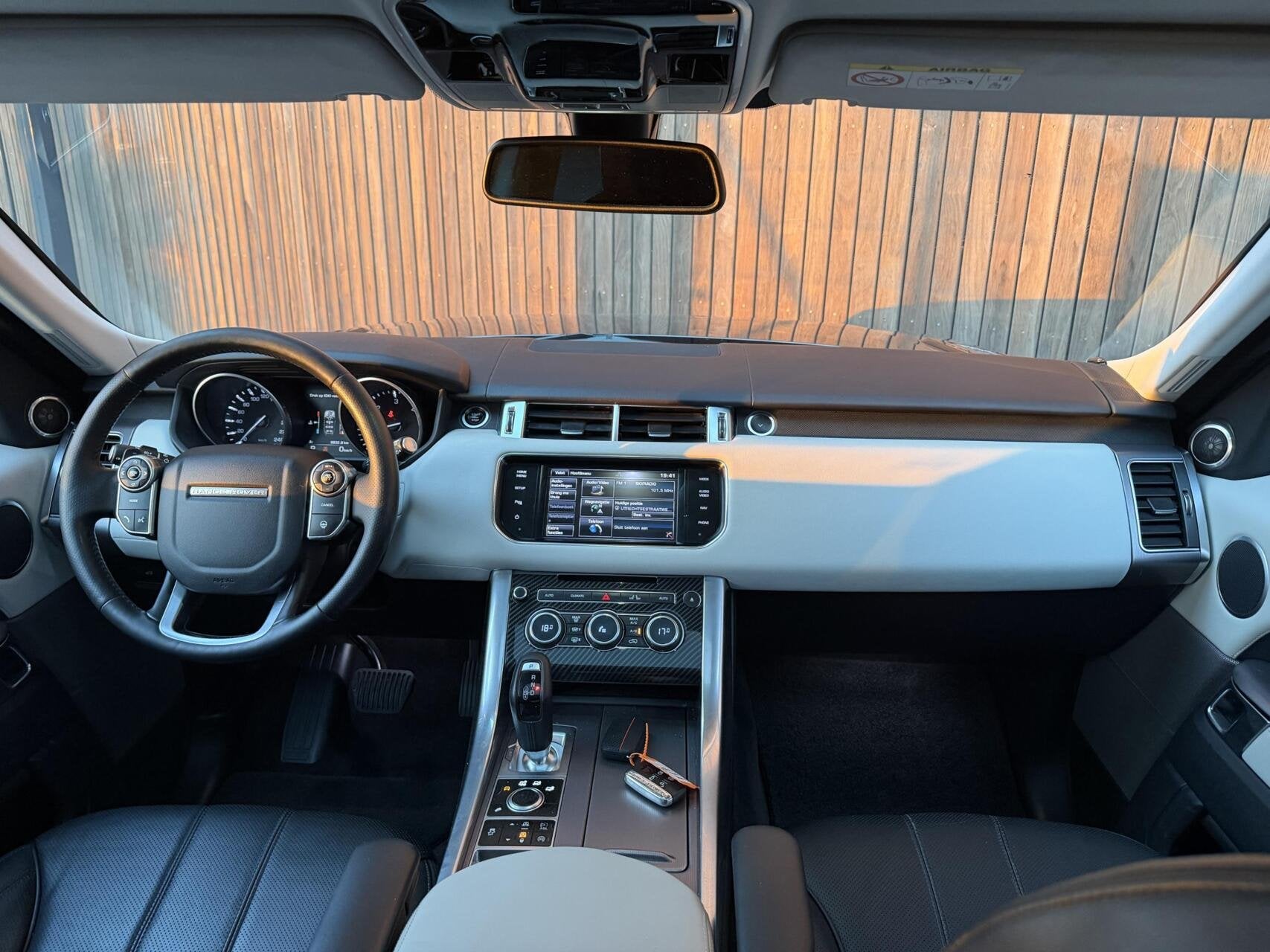Land Rover Range Rover Sport 3.0 SDV6 HSE 7p. | Panoramadak, Gebruikt, Zwart, 2993 cc, 255 €/maand