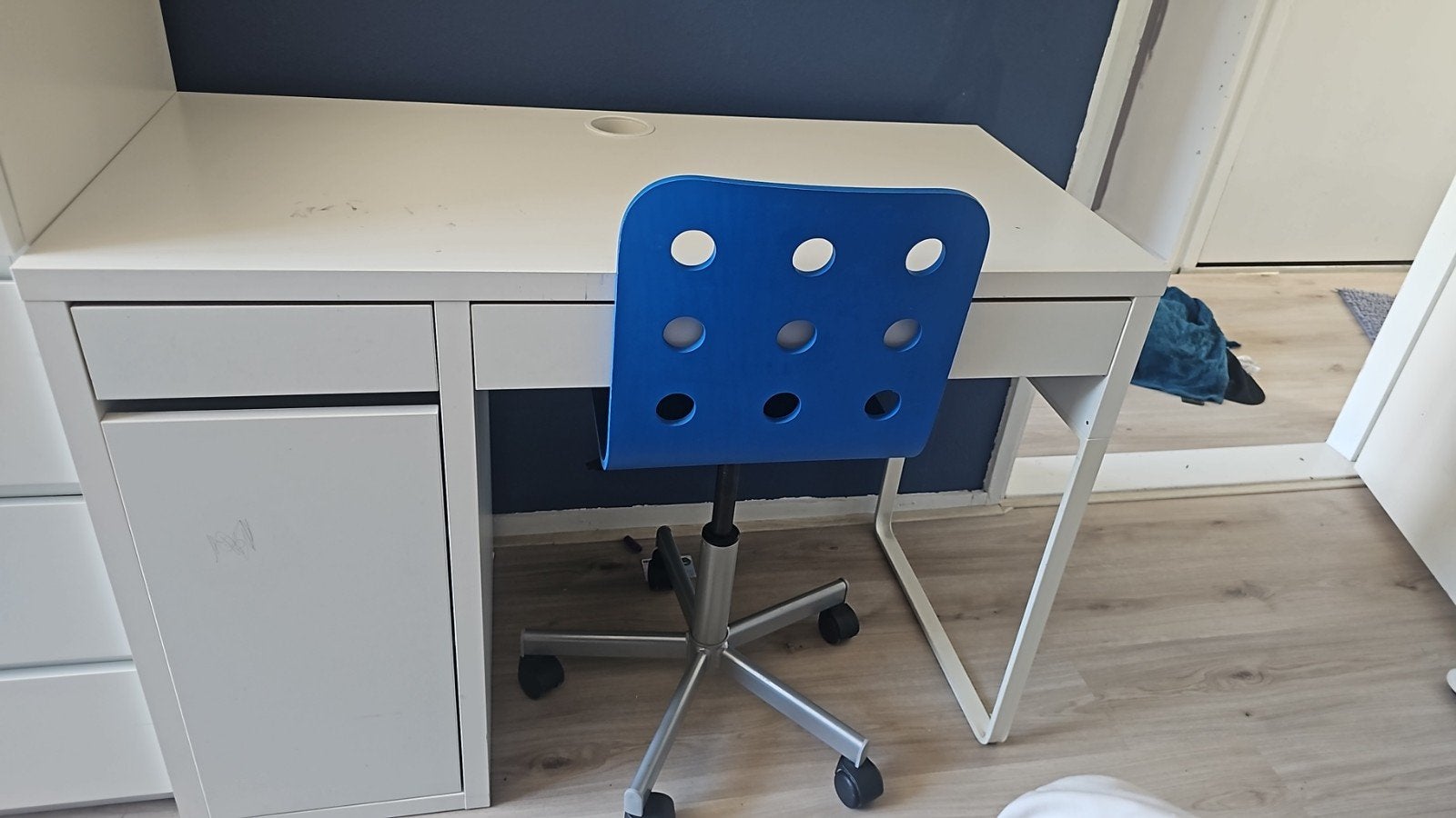 leuk kinderbureau met stoel, Ophalen, Gebruikt, IKEA