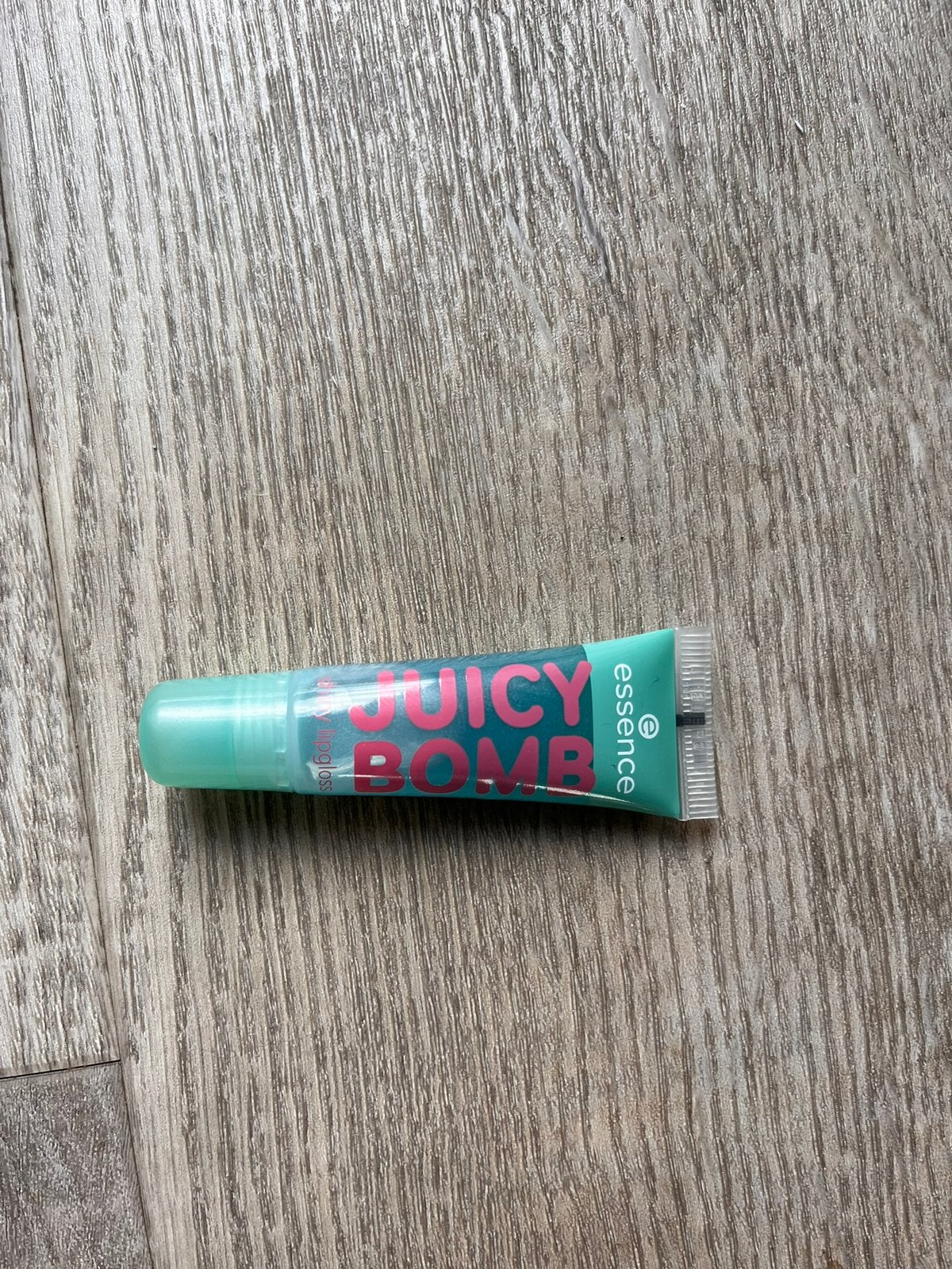 Essence juicy bomb, Sieraden, Tassen en Uiterlijk, Ophalen of Verzenden, Nieuw, Lippen, Make-up